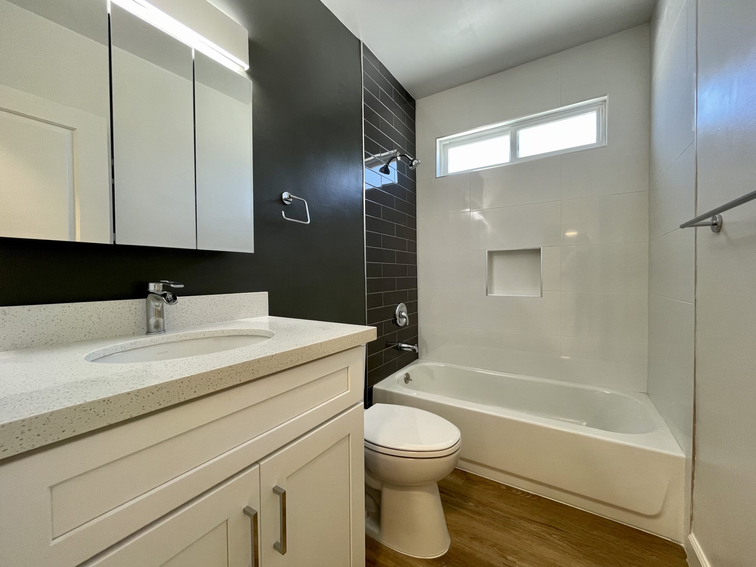 appartment image 8