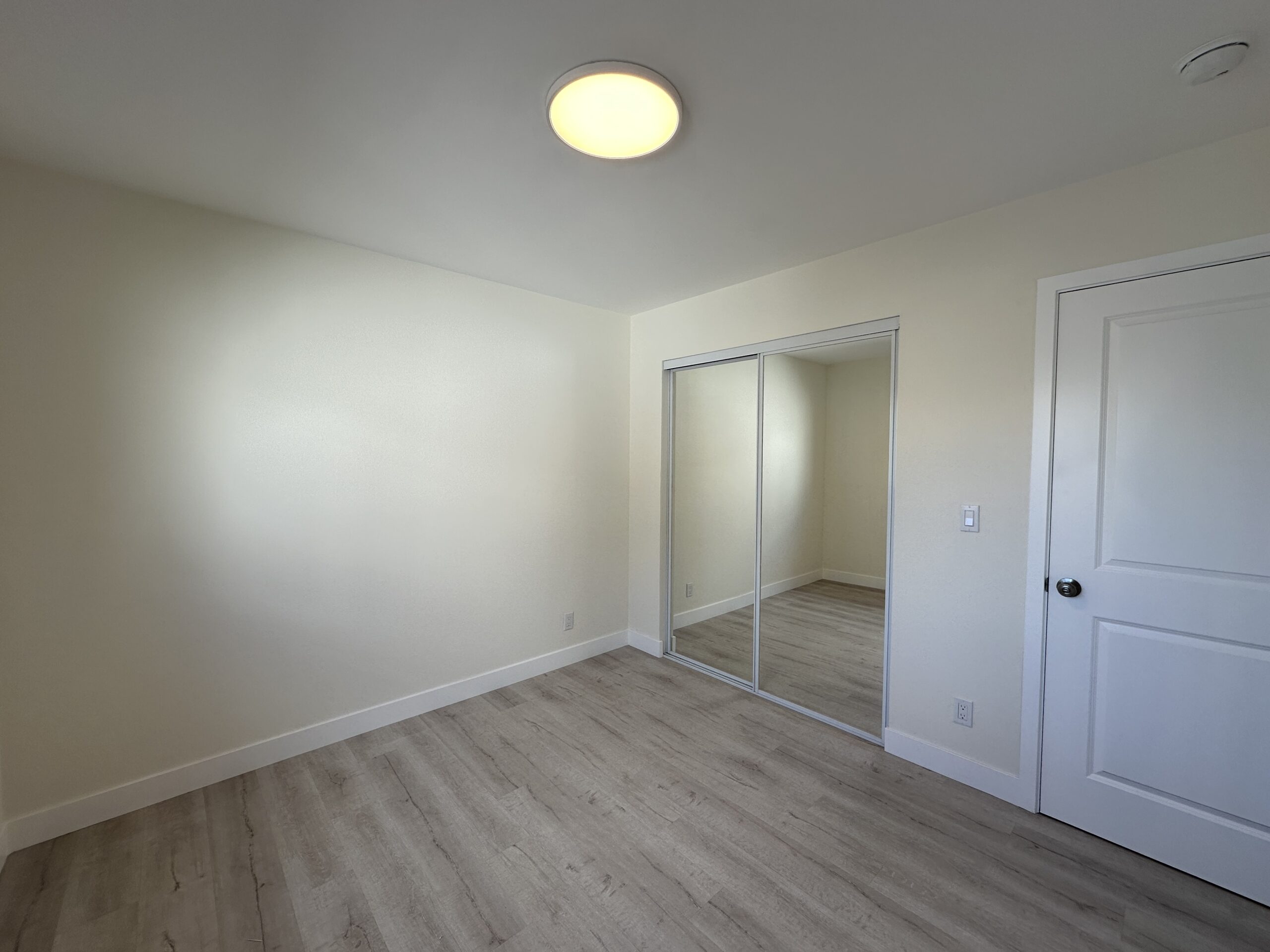 appartment image 8