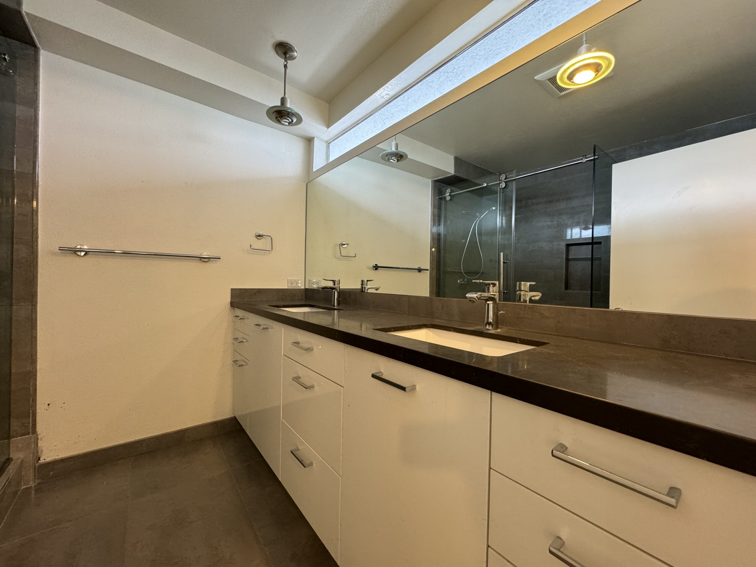appartment image 9